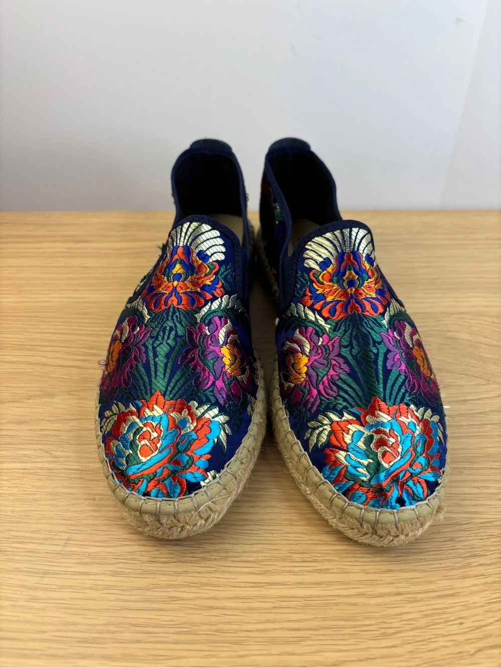 Fabiolas Floral Embroidered Flat Espadrilles Woman’s 40/US 9.5 Spain